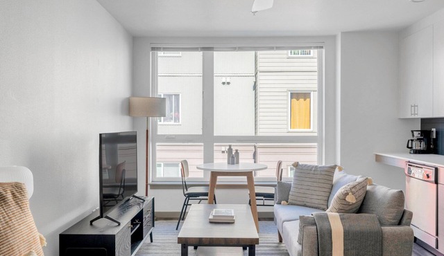 Lovely Columbia City Studio w/W/D & Gym, near Light Rail, by Blueground