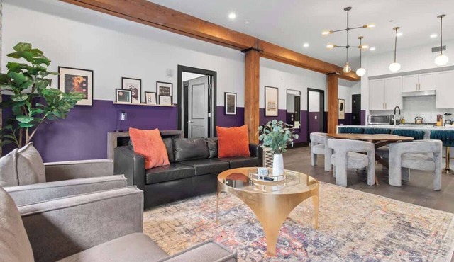LUX 4BD/4BA Walk to Dome&French Quarter Hotel