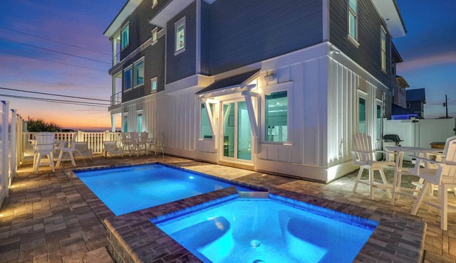 LUX Family Teddy's Heaven - Beachfront - 6 Seater LSV - Pool-Hottub