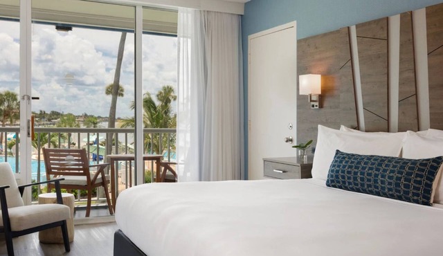 Lux Unit w/Balcony - Steps to Downtown Attractions, Dining Scene & Beach Access