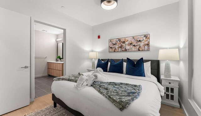 Luxury 1BR Next to Broadway Southie dpcu