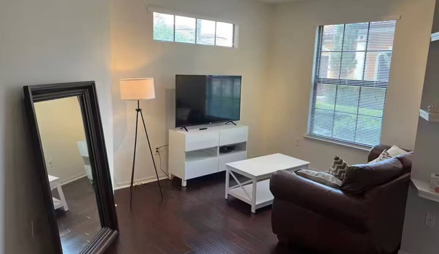 Luxury 2 Bed 2 Bath Resort by the pool
