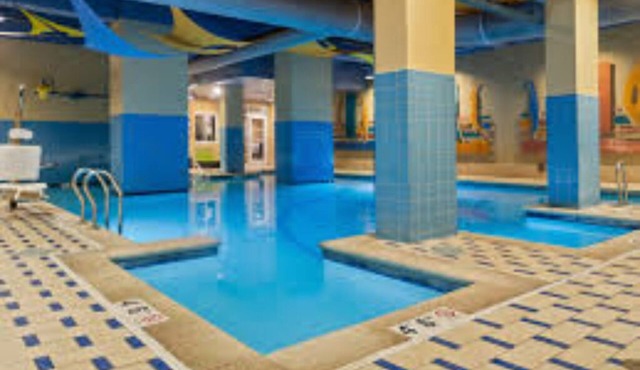 Luxury Beachfront Resort Studio w/Kitchenette in VA Beach Sleeps 2