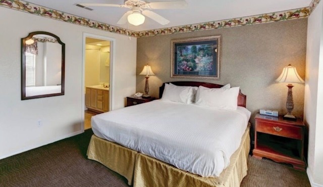 Luxury Grand Vacation Stay in Bustling Branson