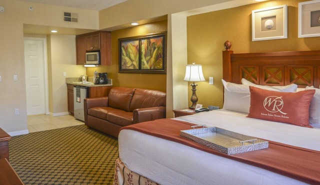 LUXURY RESORT STUDIO AT BEST LOCATION IN ORLANDO