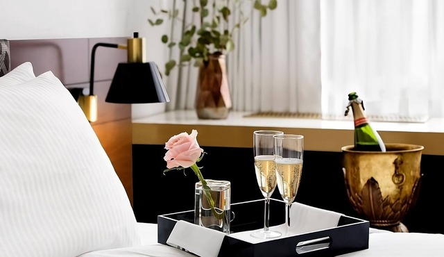 Luxury Stay in Dupont Circle! Near National Geographic Museum, Pets are Allowed