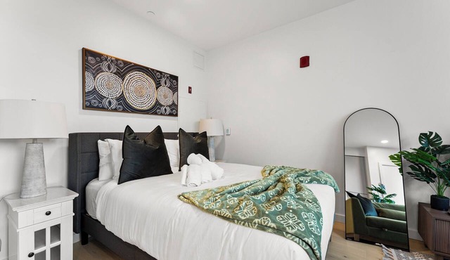 Luxury Studio Next to Broadway 8svt