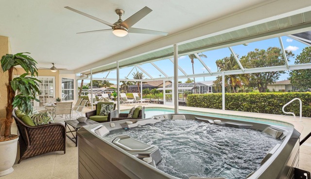 Luxury Waterfront Retreat: Heated Pool, Hot Tub, Direct Gulf Access & Game Room!