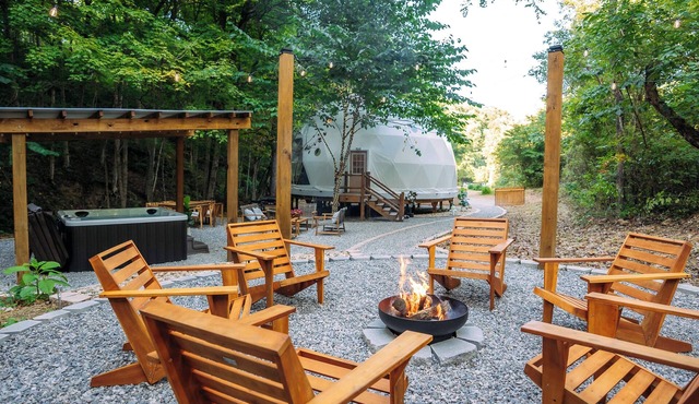 Magical Dome Perfect for Families & Groups-Hot Tub-Kid Friendly-Firepit -Private