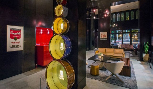 Max King | Opulent Bed & Extended Craft Beer Hours