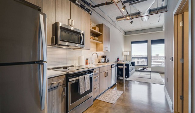 MINNeSTAY* Sable 803 | North Loop | Target Center