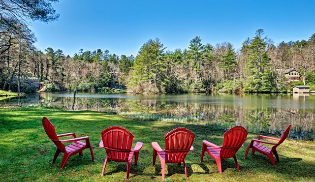 Mirror Lake Retreat - Walk to Town!