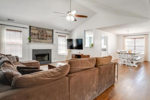 Modern 6BR Haven with Playroom, Gym, Deck