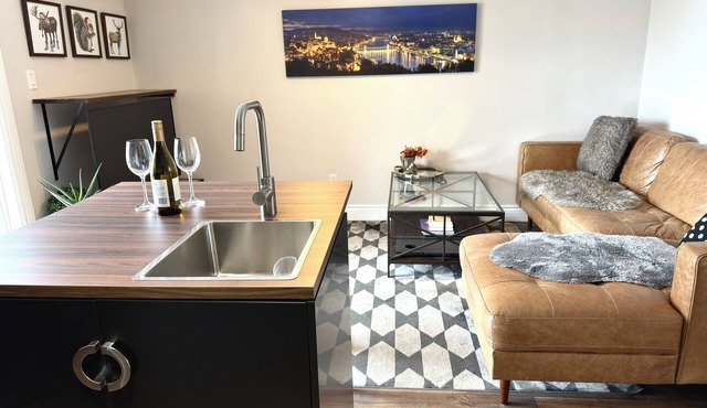 Modern Heritage Oasis with Stunning Tay Basin & Fountain View