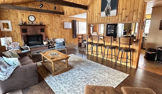 Nature’s Nest located in the heart of Wilmington, 5 minutes from Whiteface Mt.!