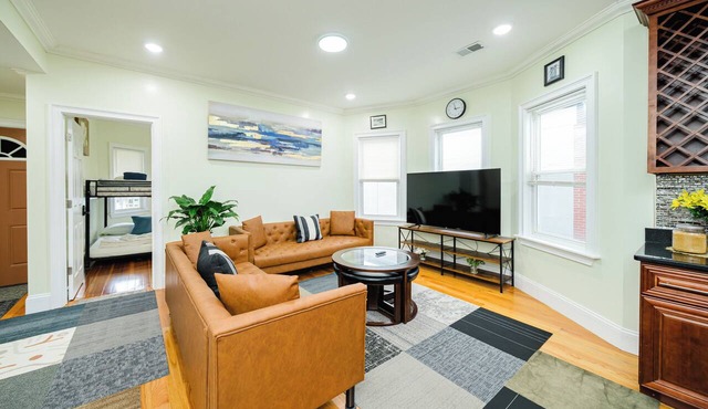 Newly Renovated 4BR Boston Apt w/Kid Friendly - Exclusive MAJOR INTERNATIONAL SPORTING EVENT 2026 Deal 90/2