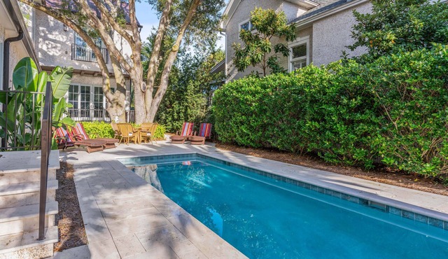 Newly updated 2022! Sleeps 12 with option to heat Pool! 5 bedrooms 4 1/2 baths