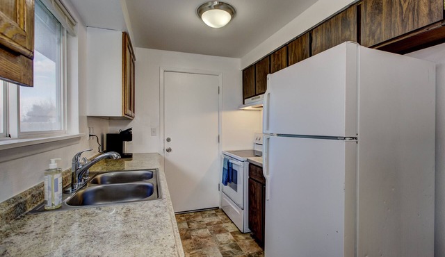 NO Cleaning Fee- SW Boise Home -Sleeps 6