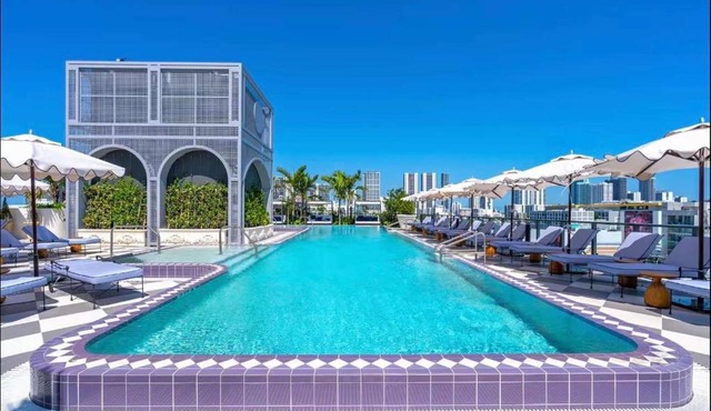 NoMad Wynwood Walls & Rooftop Pool by Palermo Home Miami