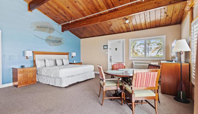 Oceanfront Inn Suite, Ocean and Inlet Views, King Bed, #12