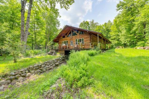 Oswegatchie River Cabin w/Kayaks + Fire Pit!
