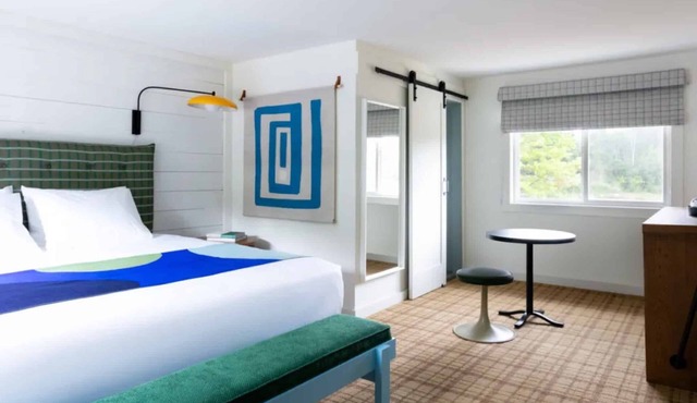Perfect Retreat for Ski Enthusiasts Near Stowe Trails! Outdoor Pool