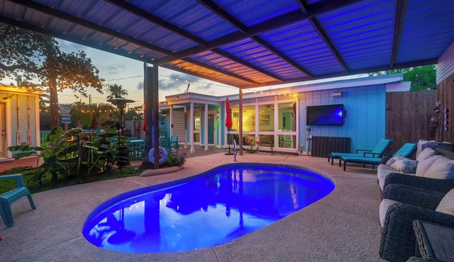 Pet-Friendly Beach Bungalow with Heated Pool & Outdoor Entertainment -Sleeps 10!