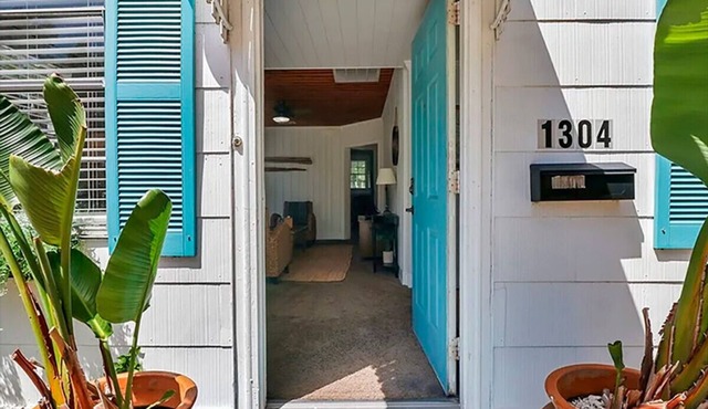 Picturesque Bungalow in Savannah