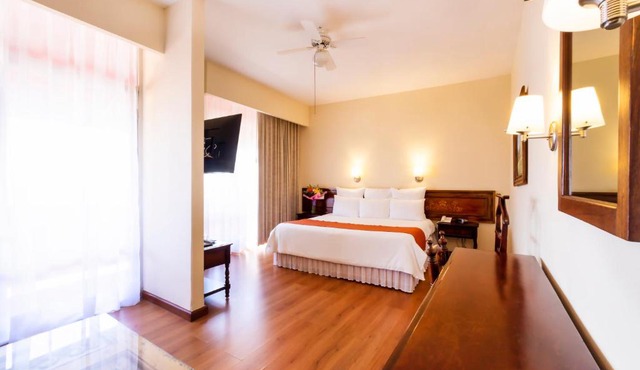 Plaza Uruapan Hotel