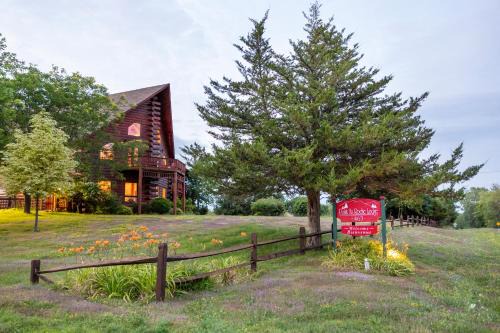 Point Au Roche Lodge
