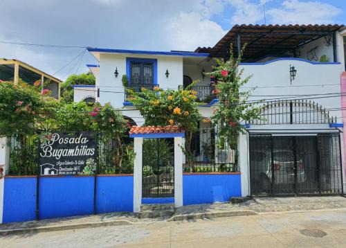 Posada Bugambilias