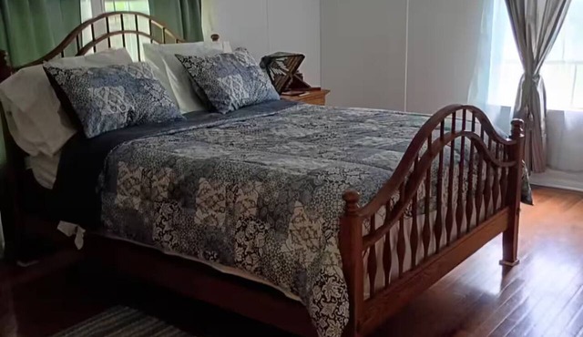 Private 1-BR Ensuite with Separate Entrance I 5min DT Jonesborough