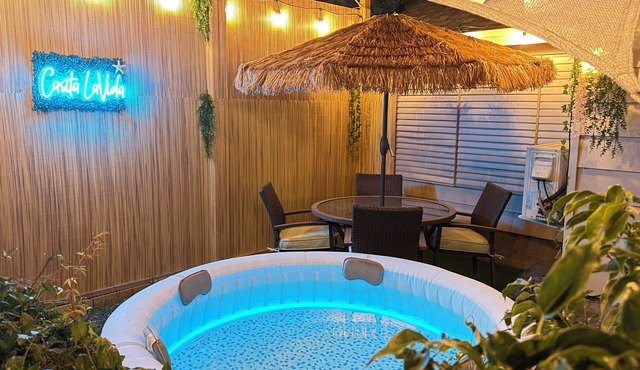 Private Hot Tub Guesthouse Tropical Casita Central Tampa Free Parking