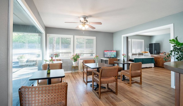 Pullman Garden Inn