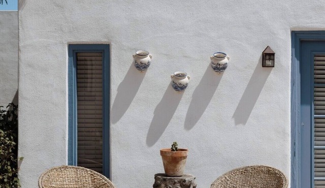 Quaint Phoenix Hideaway: Spanish Charm