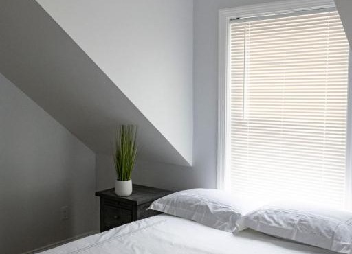 Queen Bed - Boston - RM 3
