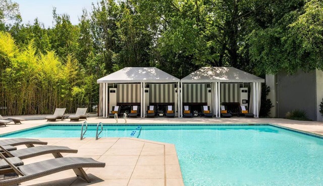 Refreshing Stay | 2 King Beds | Pool | Near Chattahoochee Nature Center