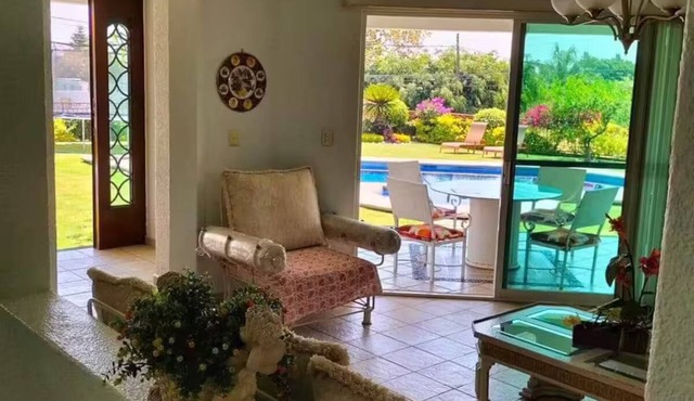 Refugio Tranquilo: large, pool already heated