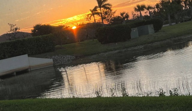 Resort Style 55+ Community! Includes golf cart and amazing sunset views!