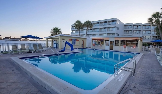 Resort-Style Waterfront Retreat l Pool, Free Parking Near MOSI Science Museum