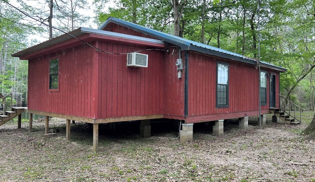 Riverfront secluded 3-bedroom cabin on the scenic Neches River