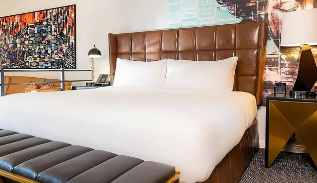 Rooftop Lounge & Tennis Court, Pool, Near Sunset Strip Dining & Nightlife