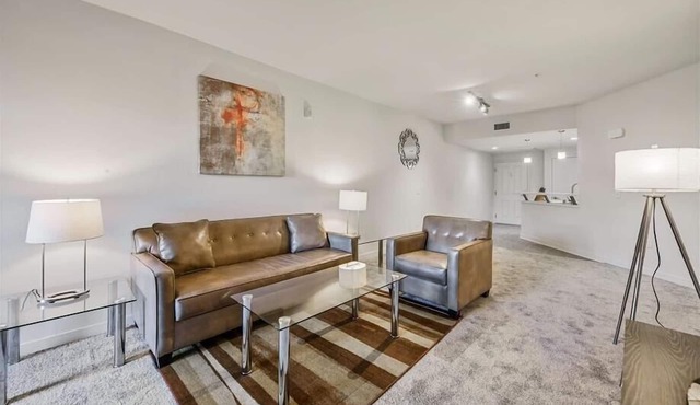Rooftop Spa & Pool | 1 BR w/Sauna | Mira Mesa