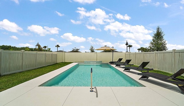 Santino Retreat at Villages (Heated Pool)