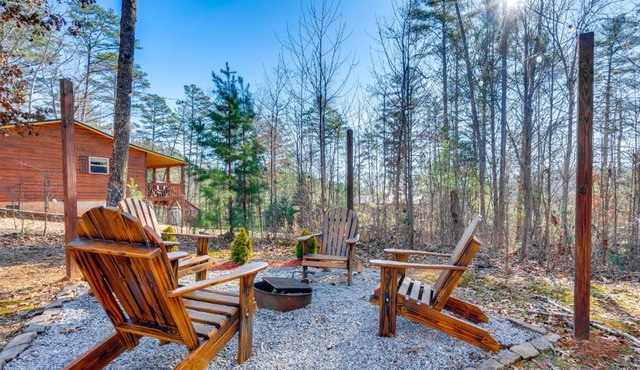 Secluded Family Cabin w/Deck Near Cherokee Lake