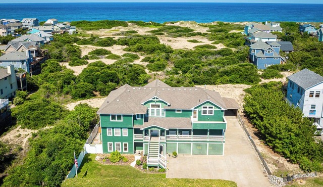 Secluded Oceanside Oasis Amazing Ocean Views,Elevator , Heated Pool, Hot Tub!