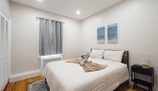 Serene 3BR-1BA Apt in vibrant Boston - Near T w Parking