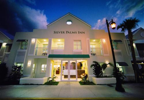 Silver Palms Inn & Historic Homes