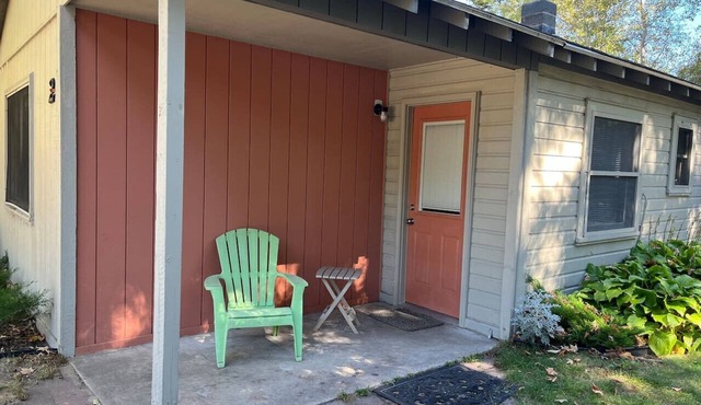 Sleeping Bear Riverside Cabins - Cabin #2