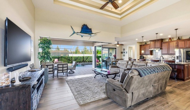 South Gulf Cove Private Pool & Spa Vacation Home - Canal Access to Charlotte Harbor!